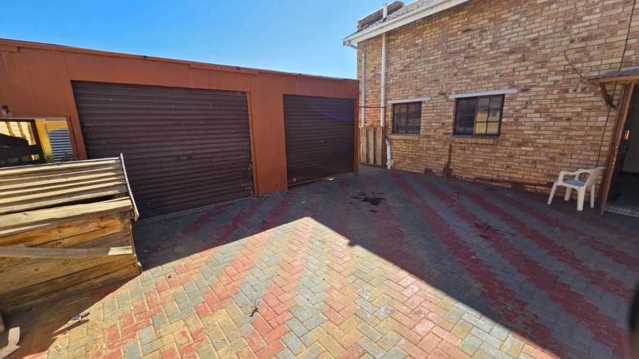 3 Bedroom Property for Sale in Vista Park Free State